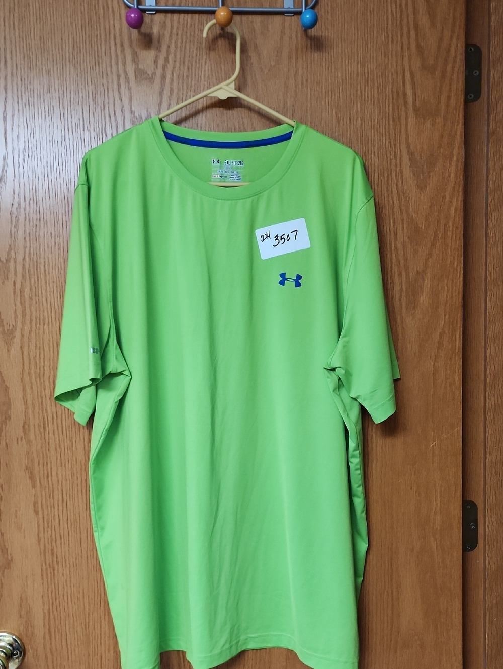 Under Armour Men's Athletic Tee in Bright Green w Blue Logo mens 2XL number 3507
